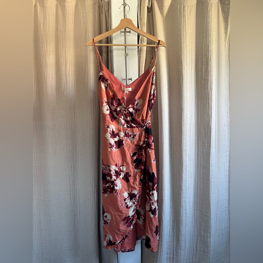 NWT Honey Punch Wrap Midi Floral Dress- Small